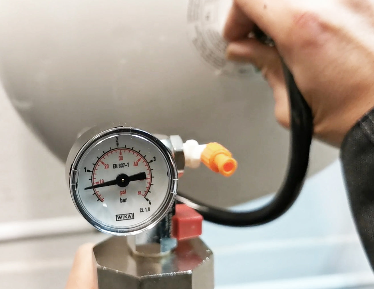 MAG-REFILL-SET / Gefäss-Füller mit Akkukompressor – Gefäßfüller