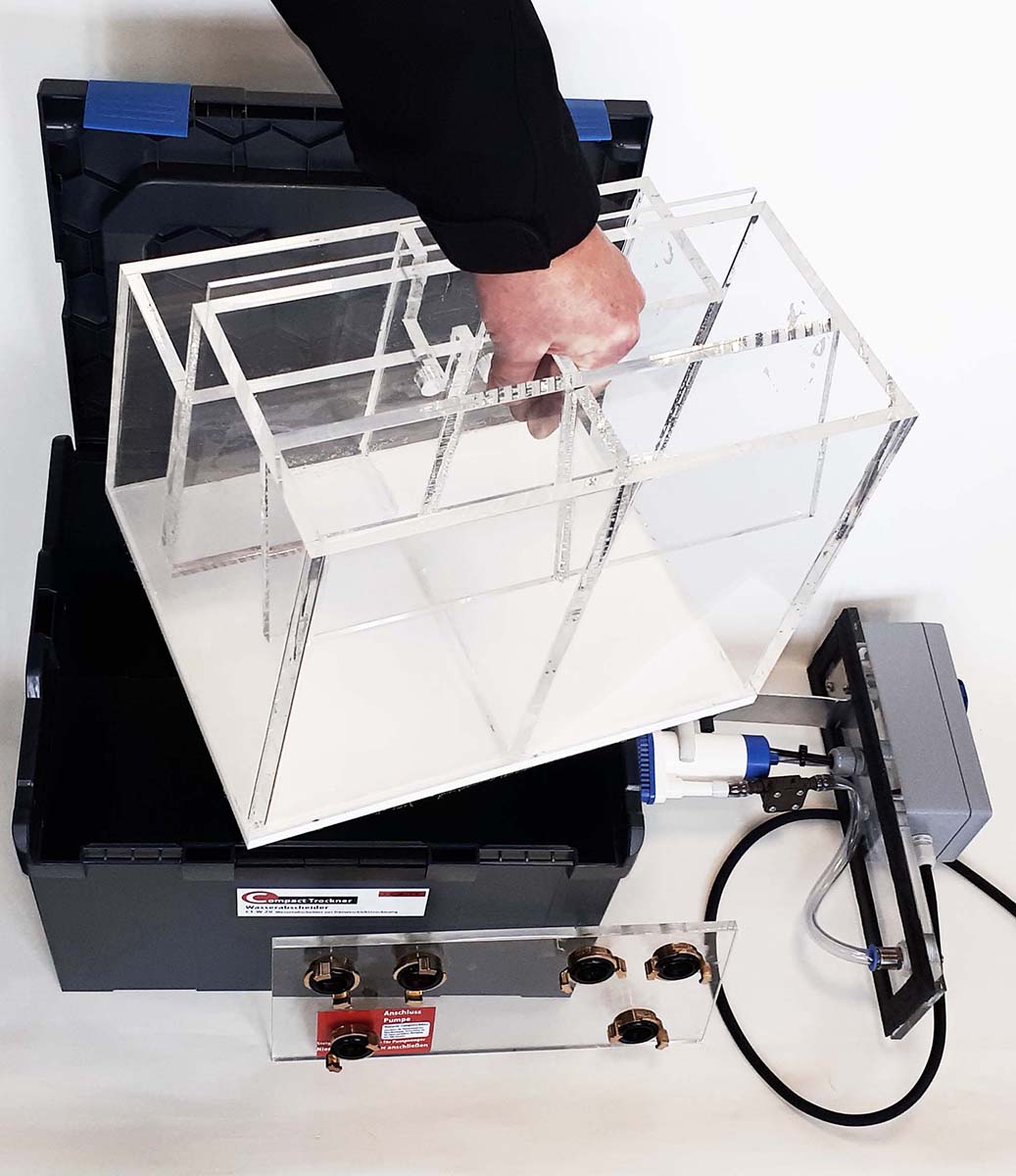 CT-WP 20 Wasserabscheider mit Dosierpumpe 230 V 