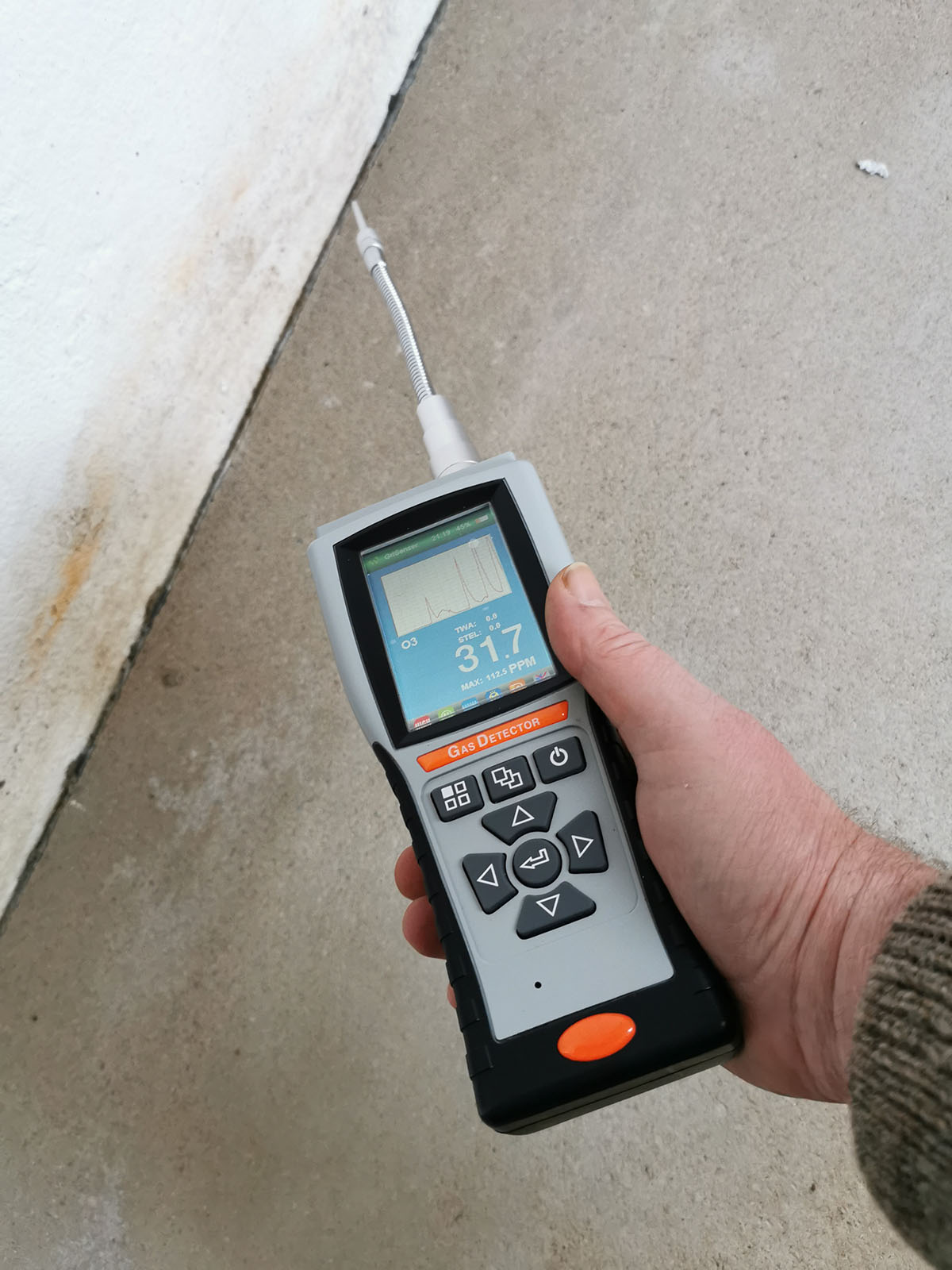 OZON-PRO Handling mit Ozonmessgerät 